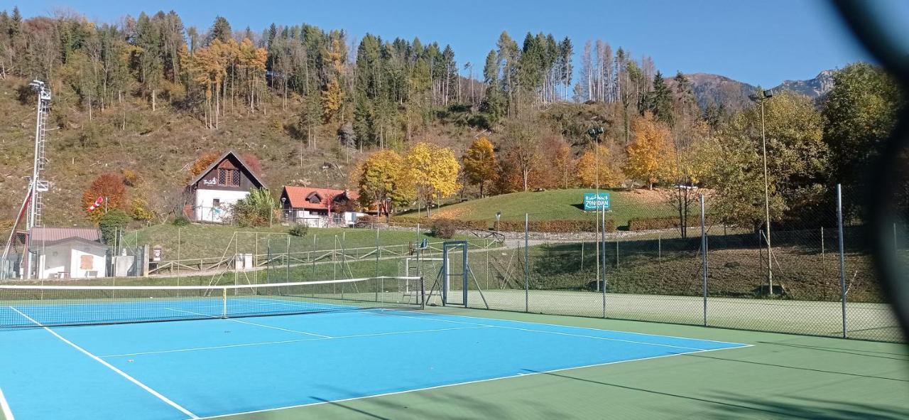 Camping & Caravan Zoncolan 오바로 외부 사진